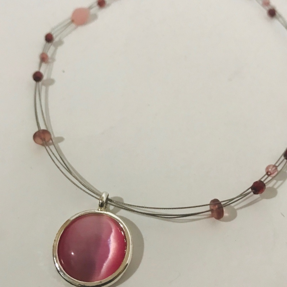 NY clear pendant fashion necklace